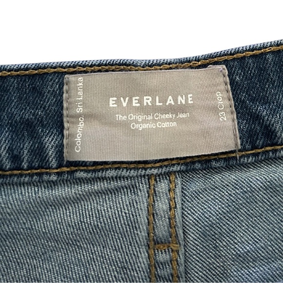 Everlane Original Cheeky Straight Crop Jeans | Med Light Blue | Size 23 Crop - Picture 4 of 5